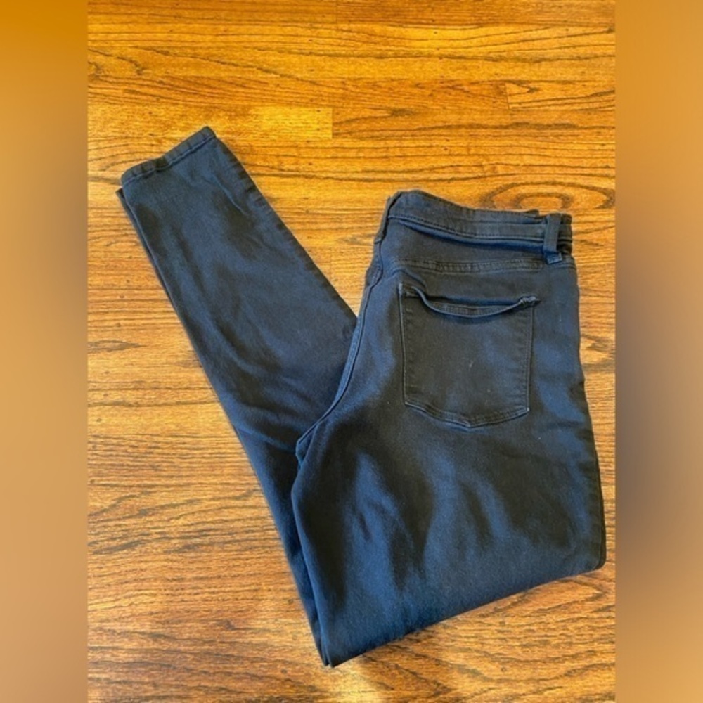 Universal Thread High Rise Skinny Jeans